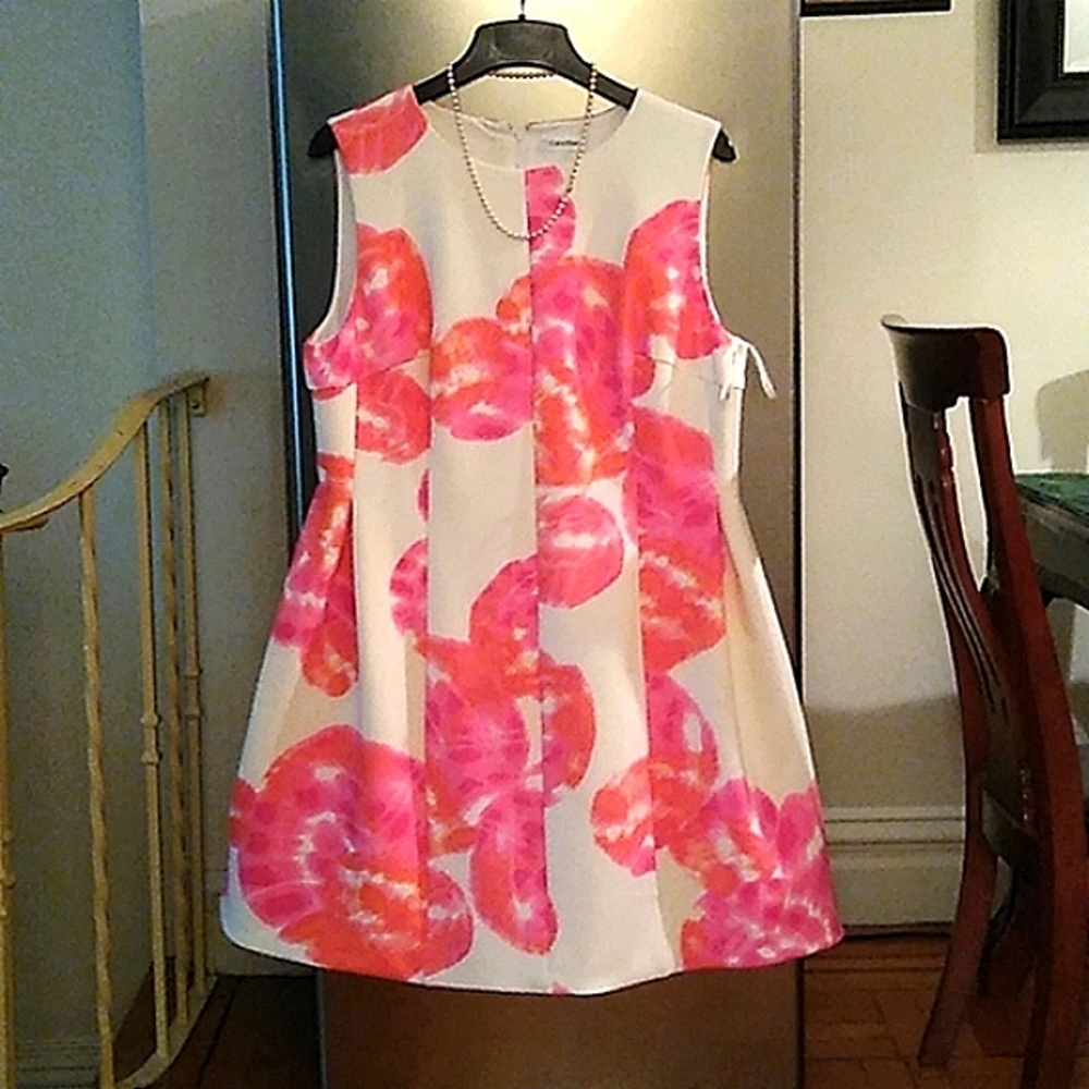 Calvin Klein fully lined floral tea dress, size 16